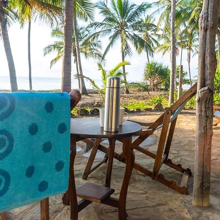 Hibiscus Beach House Pangani Ngoại thất bức ảnh