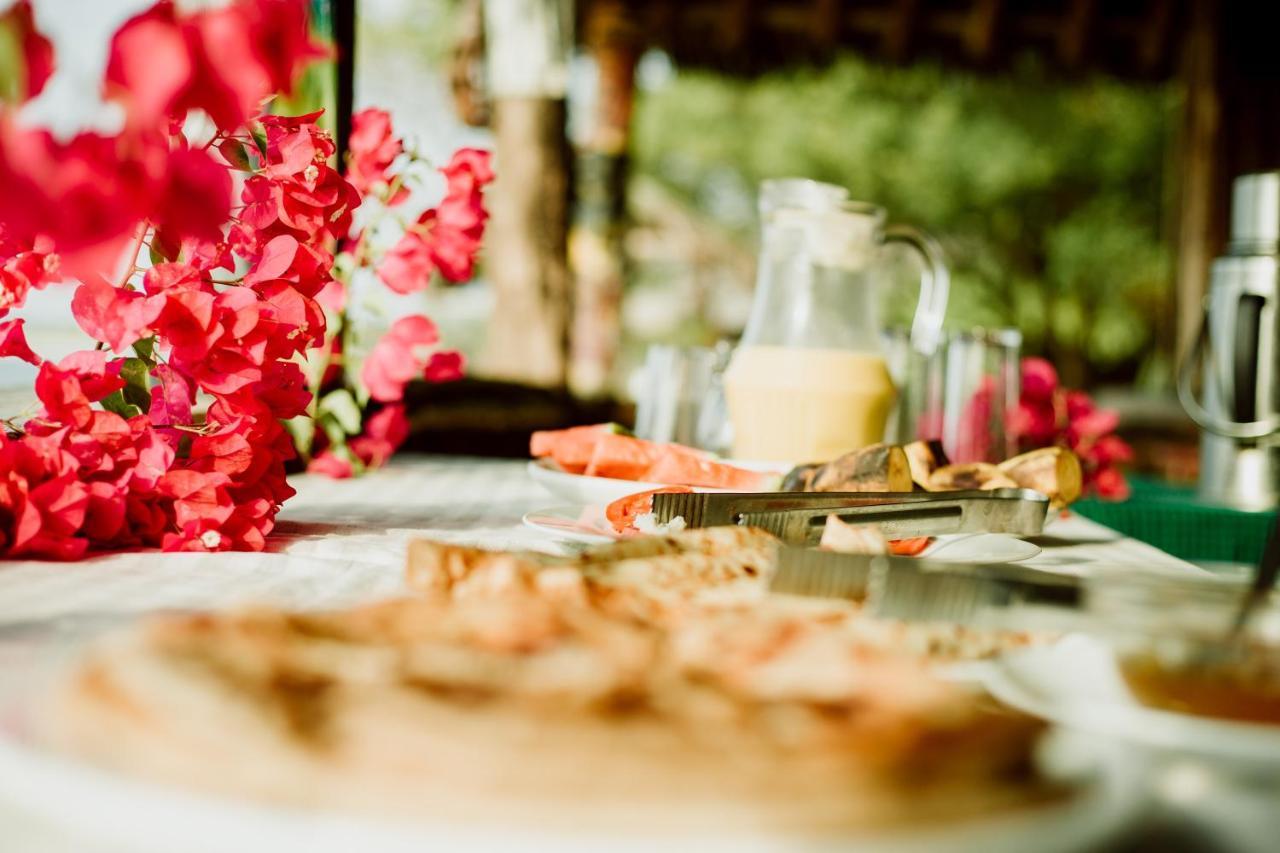 Hibiscus Beach House Pangani Ngoại thất bức ảnh